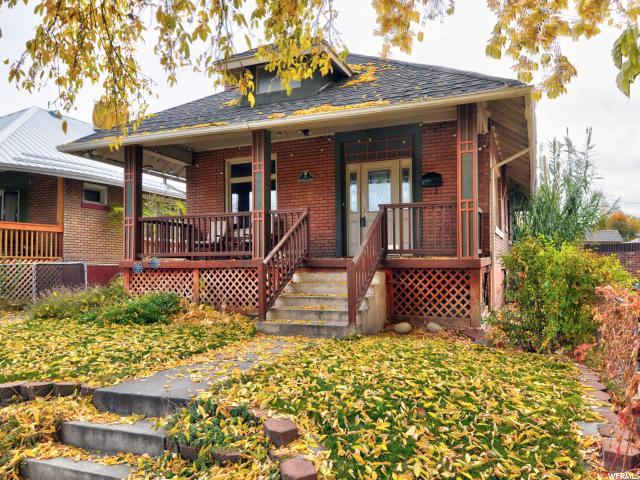 614 Roosevelt Ave - Photo 1