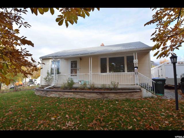 143 Russell Ave - Photo 1