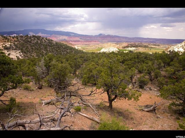 1340 Boulder Dr - Photo 1