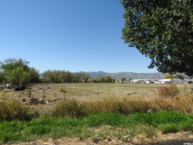 235 200 - Photo 1