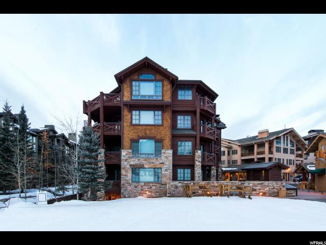 7560 Royal St - Photo 1