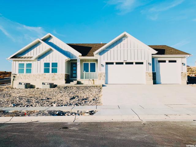 2925 Lakeside Dr - Photo 1