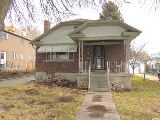 2725 Lake St - Photo 1