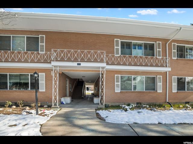 2177 Carriage Ln - Photo 1