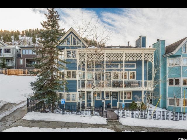 601 Park Ave - Photo 1