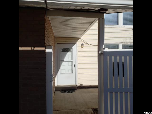 5925 Sultan - Photo 1