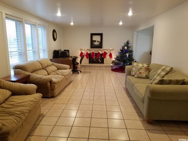 355 200 - Photo 1