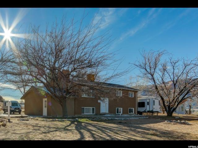 3990 Chapman Ln - Photo 1
