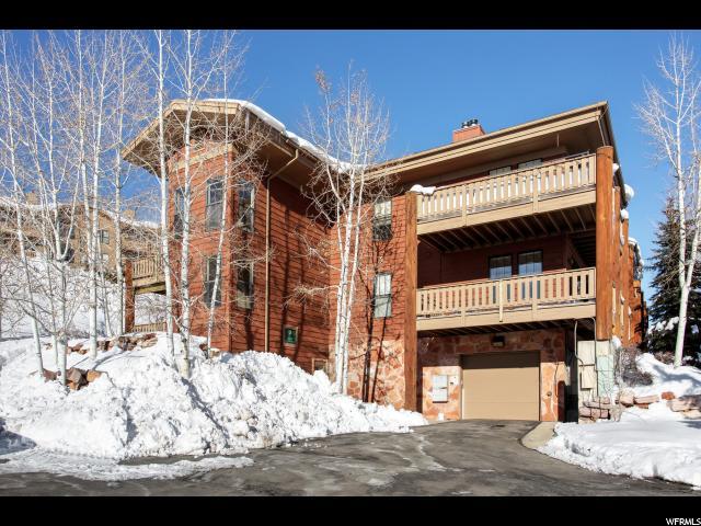 8391 Meadowview Dr - Photo 1