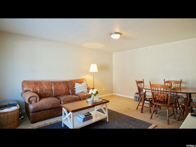 455 400 - Photo 1