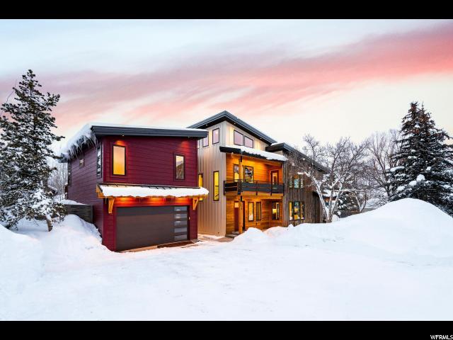 1572 Village Round Dr - Photo 1
