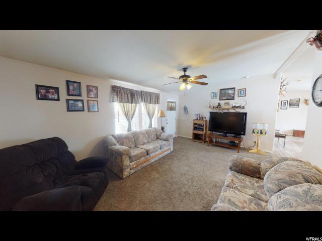 17 Merriam Ct - Photo 1