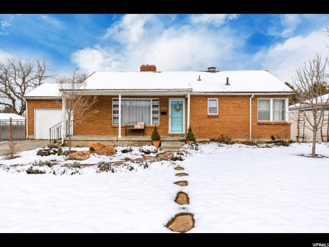 2103 Lincoln Ln - Photo 1