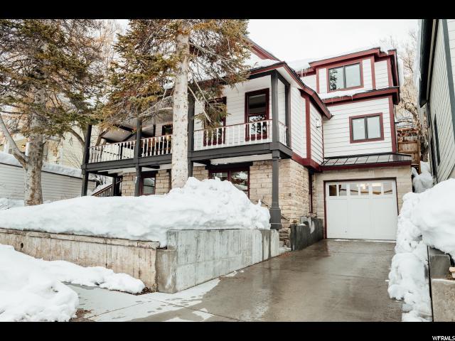 455 Park Ave - Photo 1