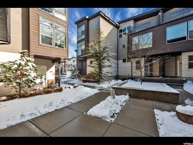 1047 Rooftop - Photo 1