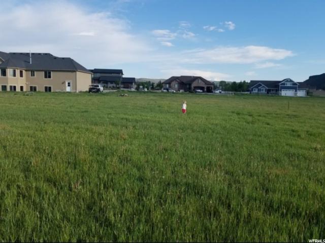492 Aspen Rd - Photo 1