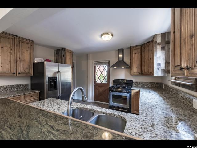 804 Belmont Ave - Photo 1
