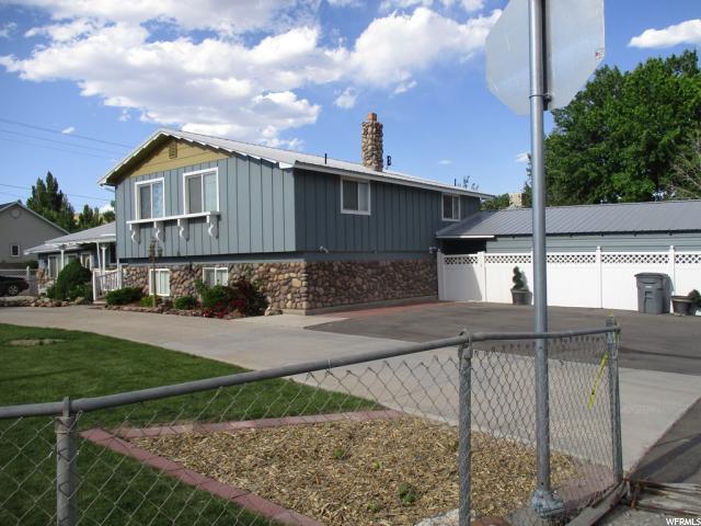 410 Center - Photo 1