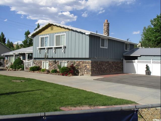 1 410 Ctr - Photo 1