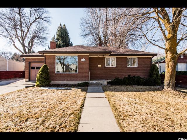 220 400 - Photo 1