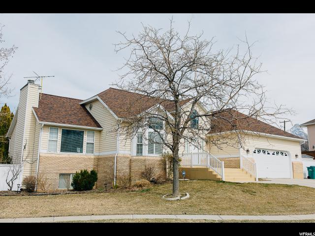 2339 Lindsay Wood Ln - Photo 1
