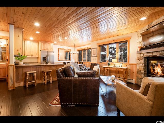 3988 Timber Wolf Ln - Photo 1