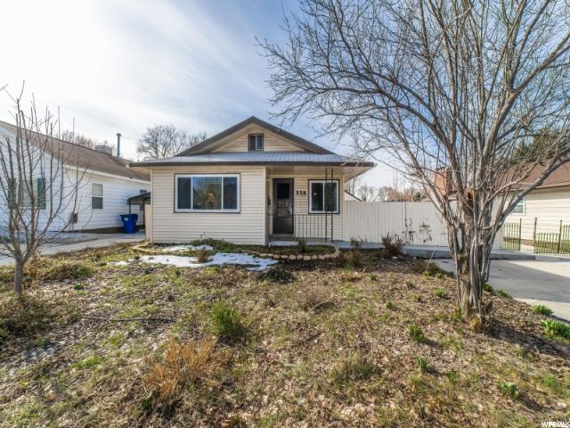 558 Leland Ave - Photo 1