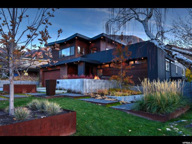 3586 Hermes Dr - Photo 1