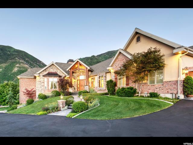 425 Woodland Hills Dr - Photo 1