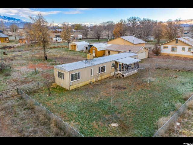 185 Center - Photo 1