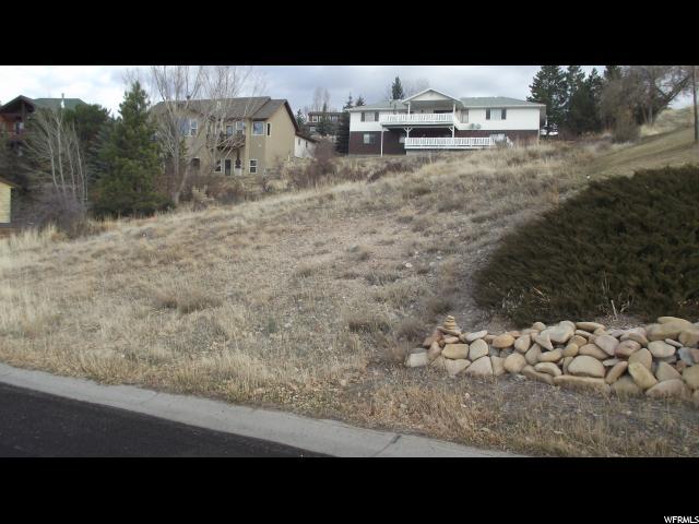 661 Valley Dr - Photo 1