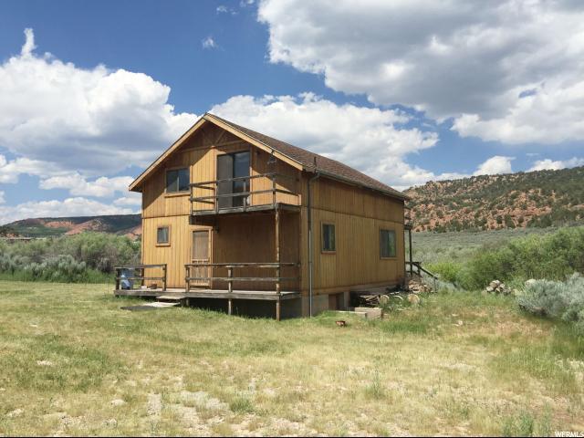 833 Red Creek Rd - Photo 1