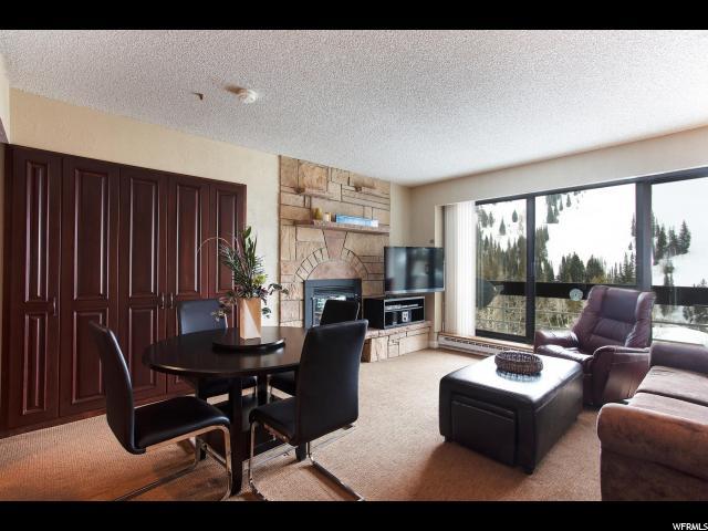 9202 Lodge Dr - Photo 1