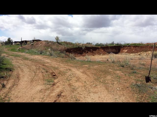 848 Macdonald Ln - Photo 1