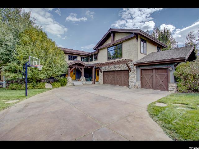 1176 Cottonwood Ln - Photo 1
