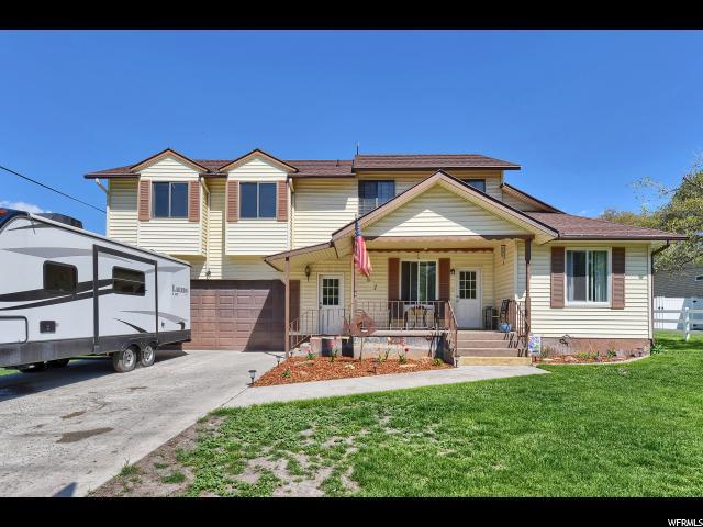 157 Center Street St - Photo 1