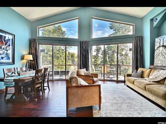 2639 Iroquois Loop - Photo 1
