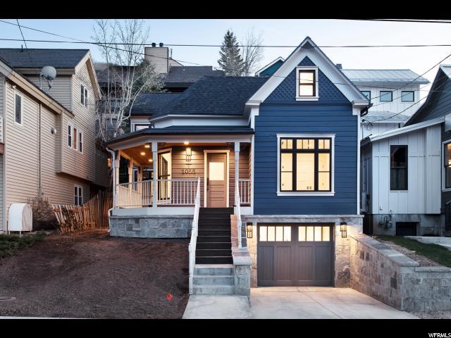 1055 Norfolk Ave - Photo 1