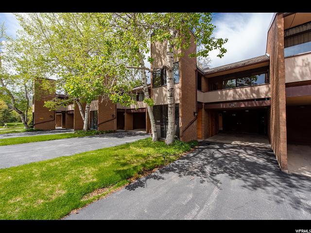 1724 Captain Molly Dr - Photo 1