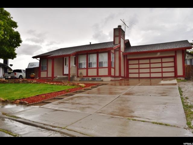 682 Apple Cir - Photo 1