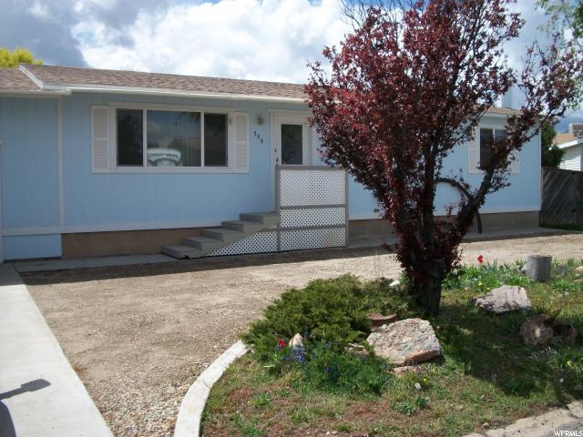 396 Meadowlark Ln - Photo 1