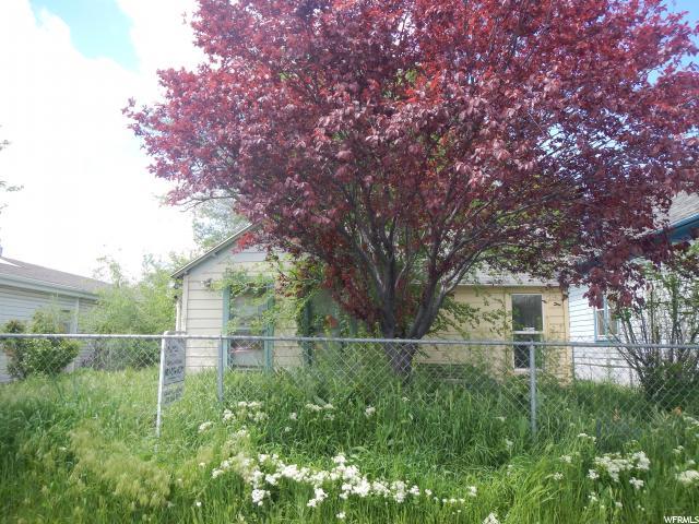 337 Marion St - Photo 1