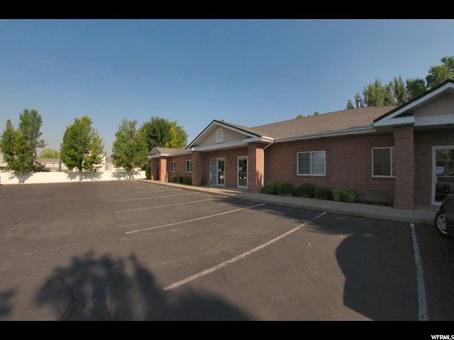 207 Gordon Ave - Photo 1