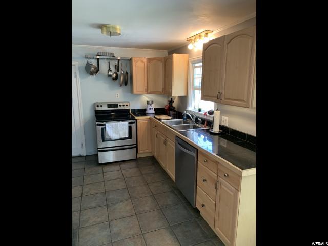 2706 Yuma St - Photo 1
