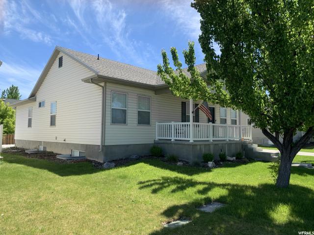 1438 Owl Ln - Photo 1