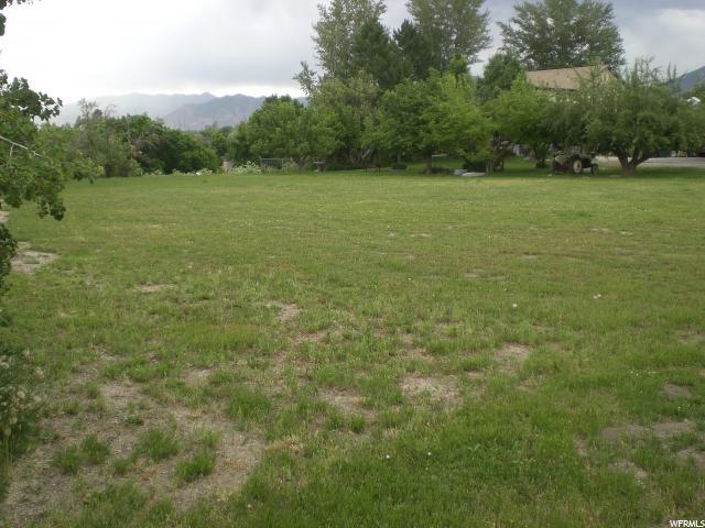 585 4800 - Photo 1