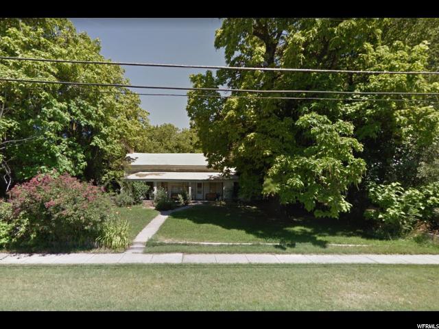 152 2ND St - Photo 1