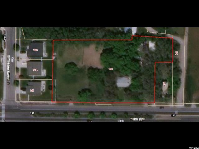 152 2ND St - Photo 1