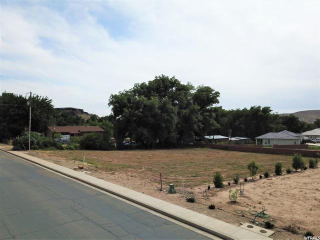 196 Main - Photo 1