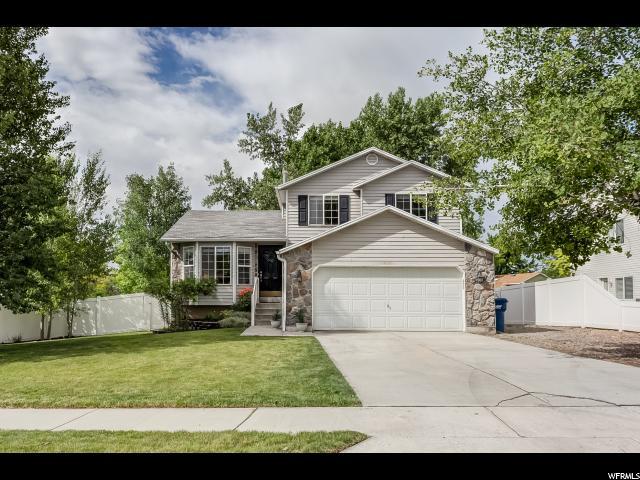 1027 300 - Photo 1